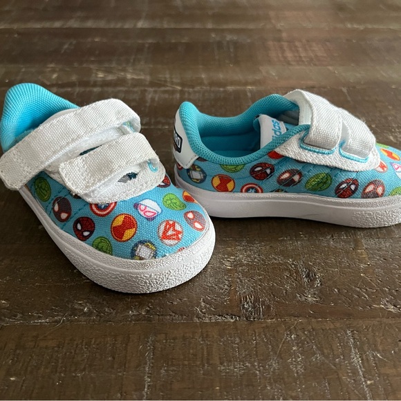 Adidas Marvel unisex child skate shoe - Picture 8 of 8